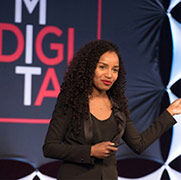 Renée Richardson Gosline delivering a presentation Renée Richardson Gosline delivering a presentation