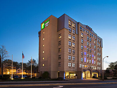 Holiday Inn Express & Suites Boston - Cambridge
