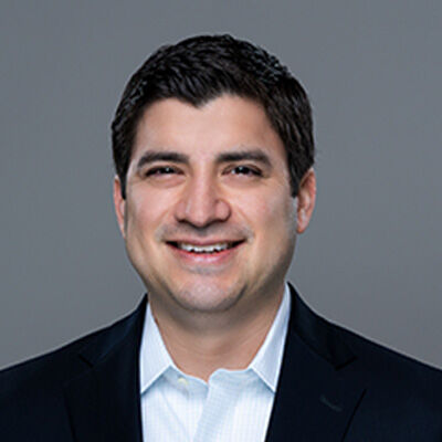 Jacob Luna headshot